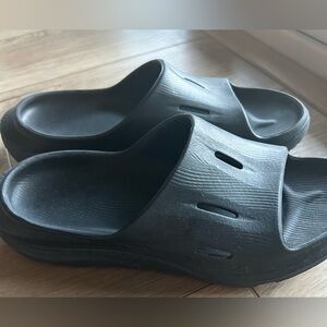 Hoka Slides